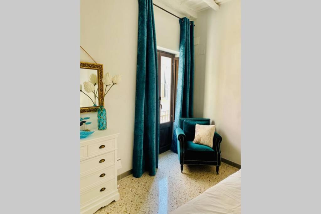 Trapani Centro Storico Apartment, Great Central Location! All New Furniture And Appliances! Экстерьер фото