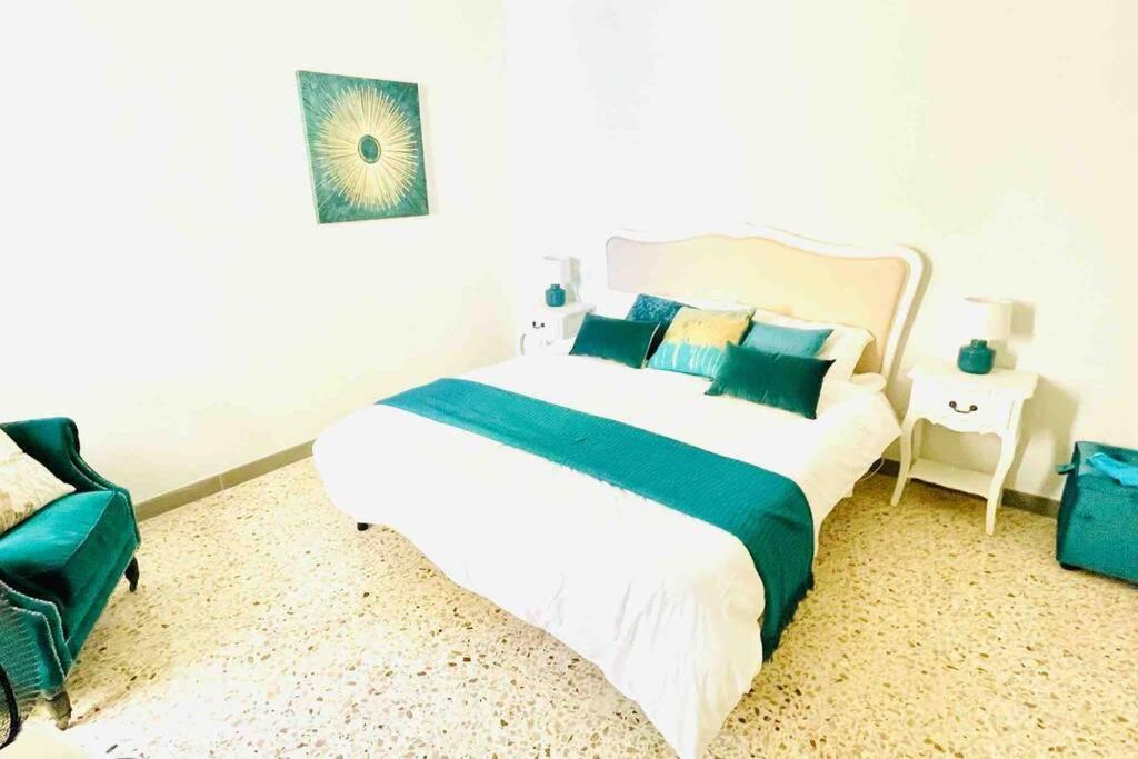 Trapani Centro Storico Apartment, Great Central Location! All New Furniture And Appliances! Экстерьер фото