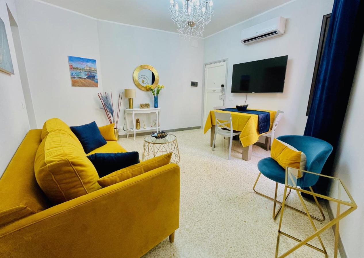 Trapani Centro Storico Apartment, Great Central Location! All New Furniture And Appliances! Экстерьер фото
